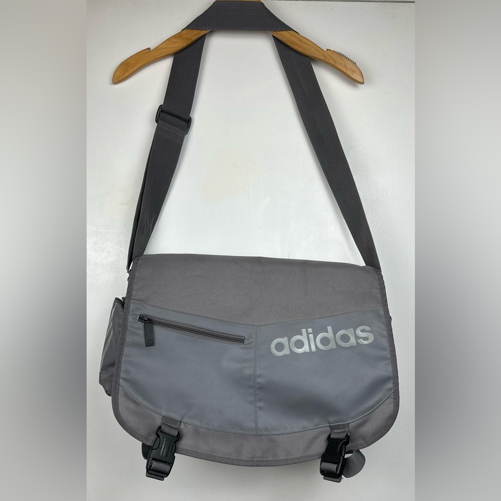 Adidas Laptop Messenger Bag Gray Shoulder Strap Padded Briefcase 329761 JDE002